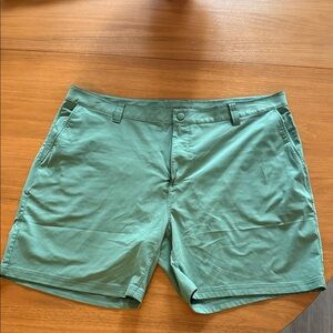 RHONE Men's Sage Green Flat Front Shorts